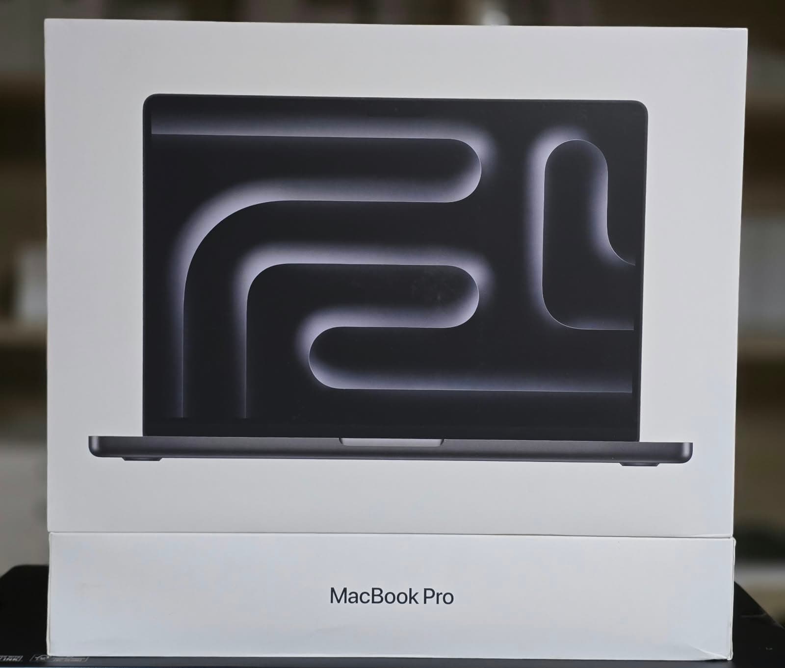 Apple MacBook Pro 14-inch Laptop Apple M5 Chip (10-Core CPU 10-Core GPU 16-Core Neural Engine) 16GB Unified RAM 1TB SSD Storage Image